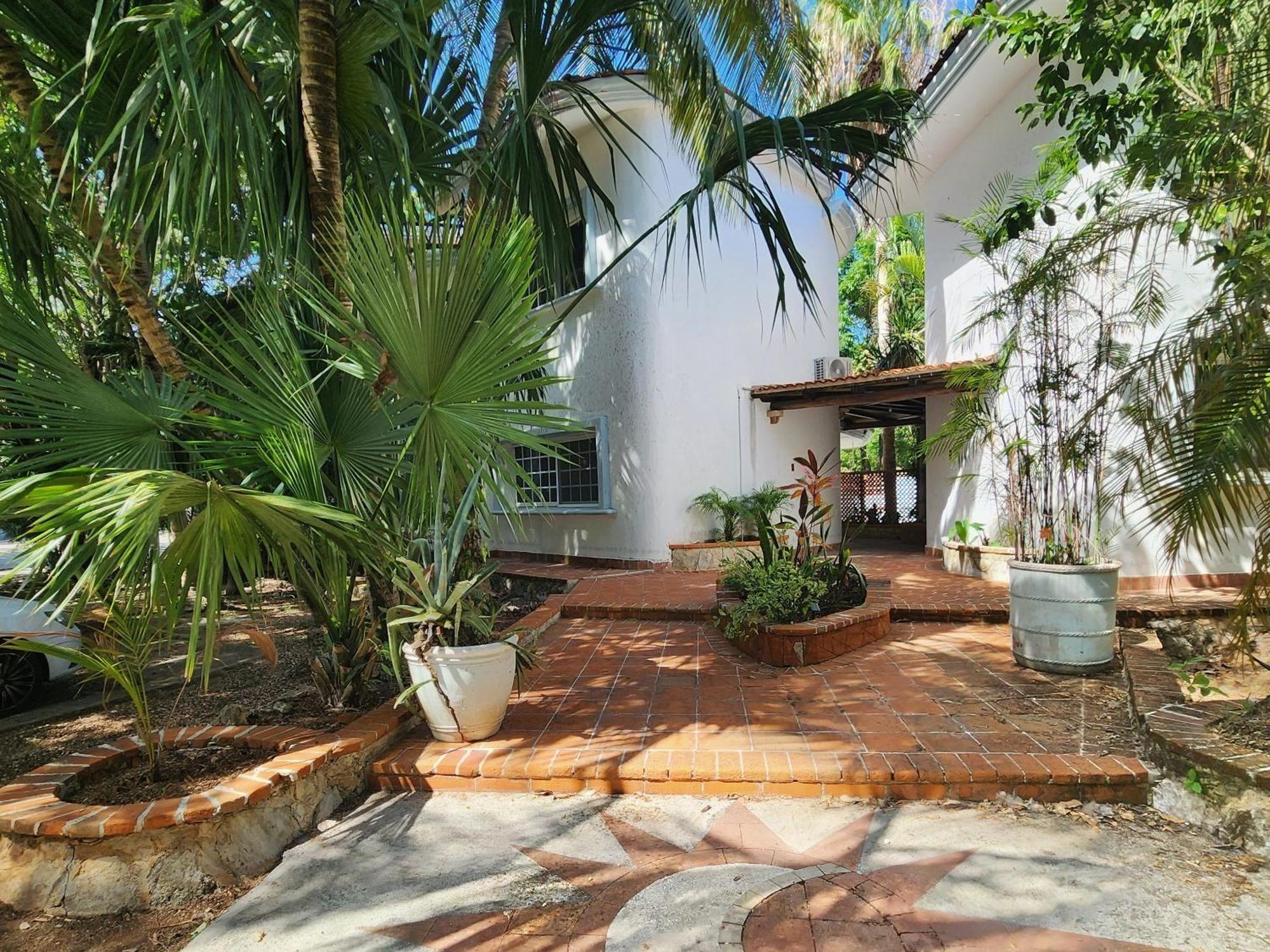 Family House Private Pool And Surrounded By Nature Villa